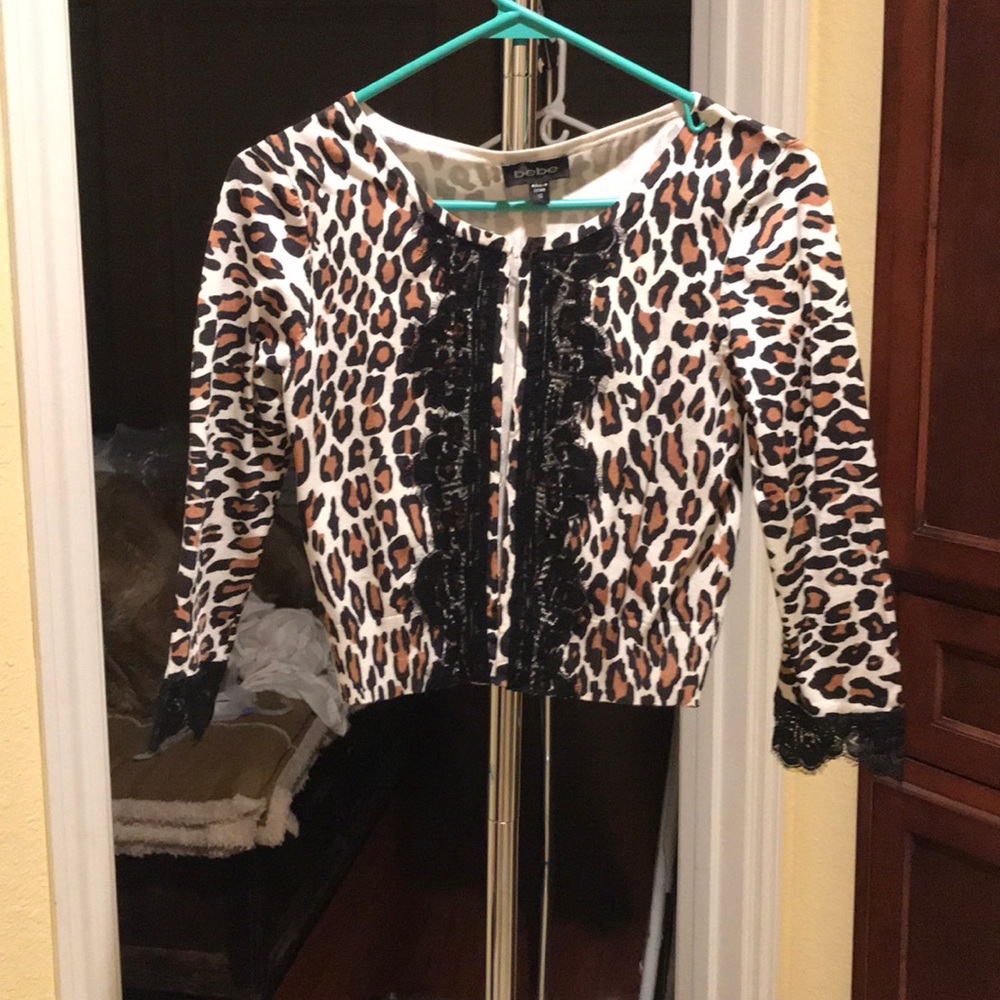 BEBE CROP SWEATER